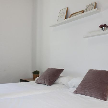 Apartamentos En Cordoba, Puente Romano Y Torre Calahorra エクステリア 写真
