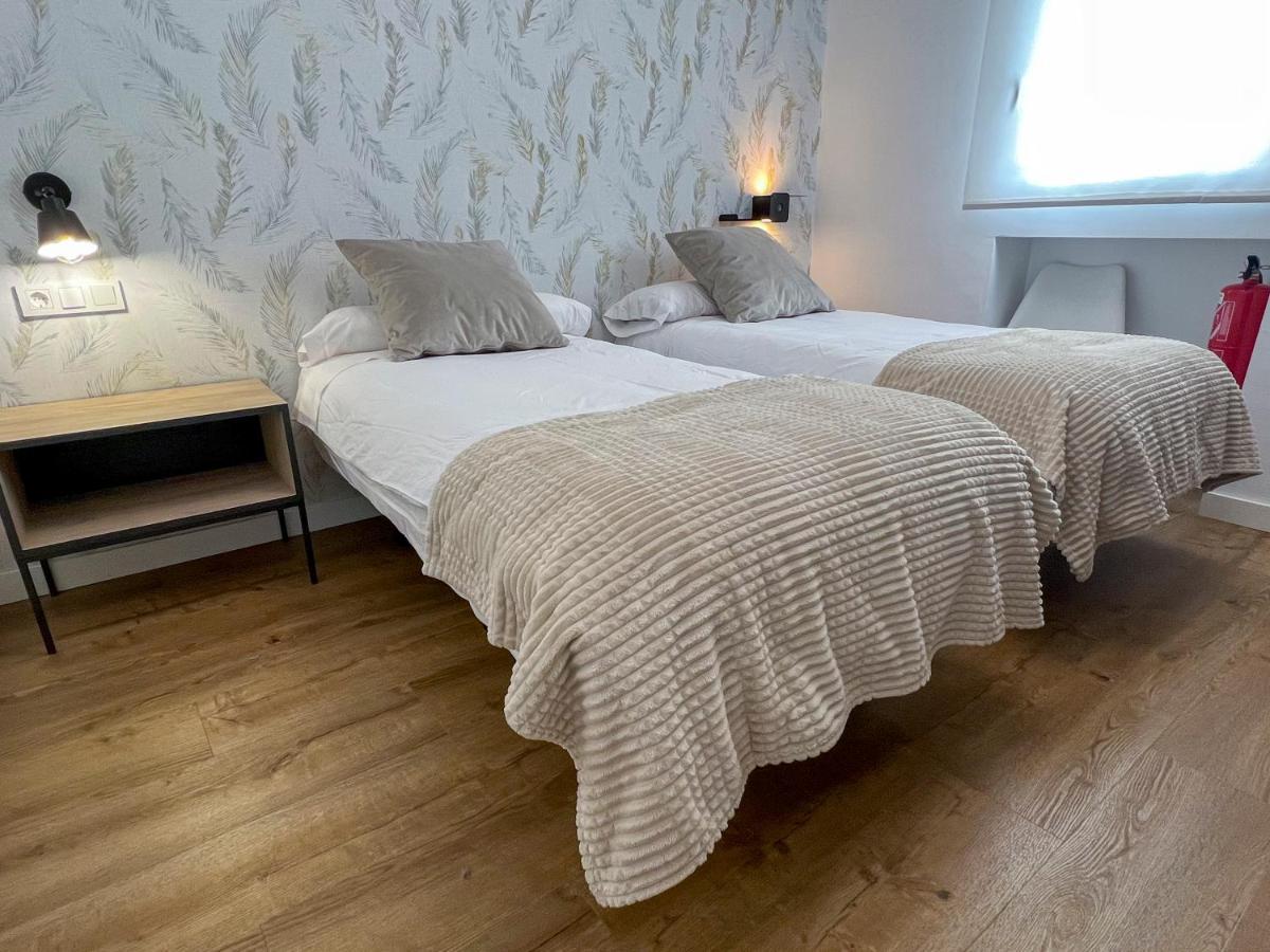 Apartamentos En Cordoba, Puente Romano Y Torre Calahorra エクステリア 写真