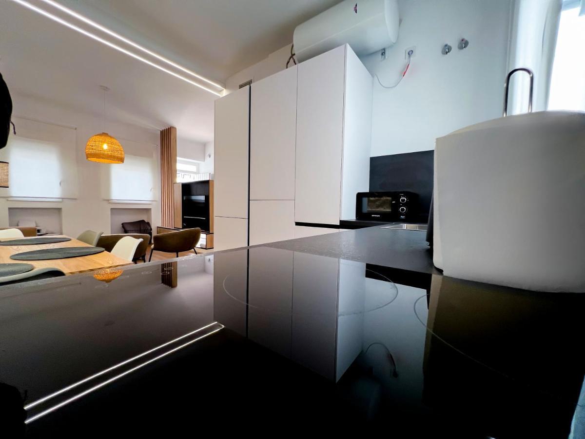 Apartamentos En Cordoba, Puente Romano Y Torre Calahorra エクステリア 写真