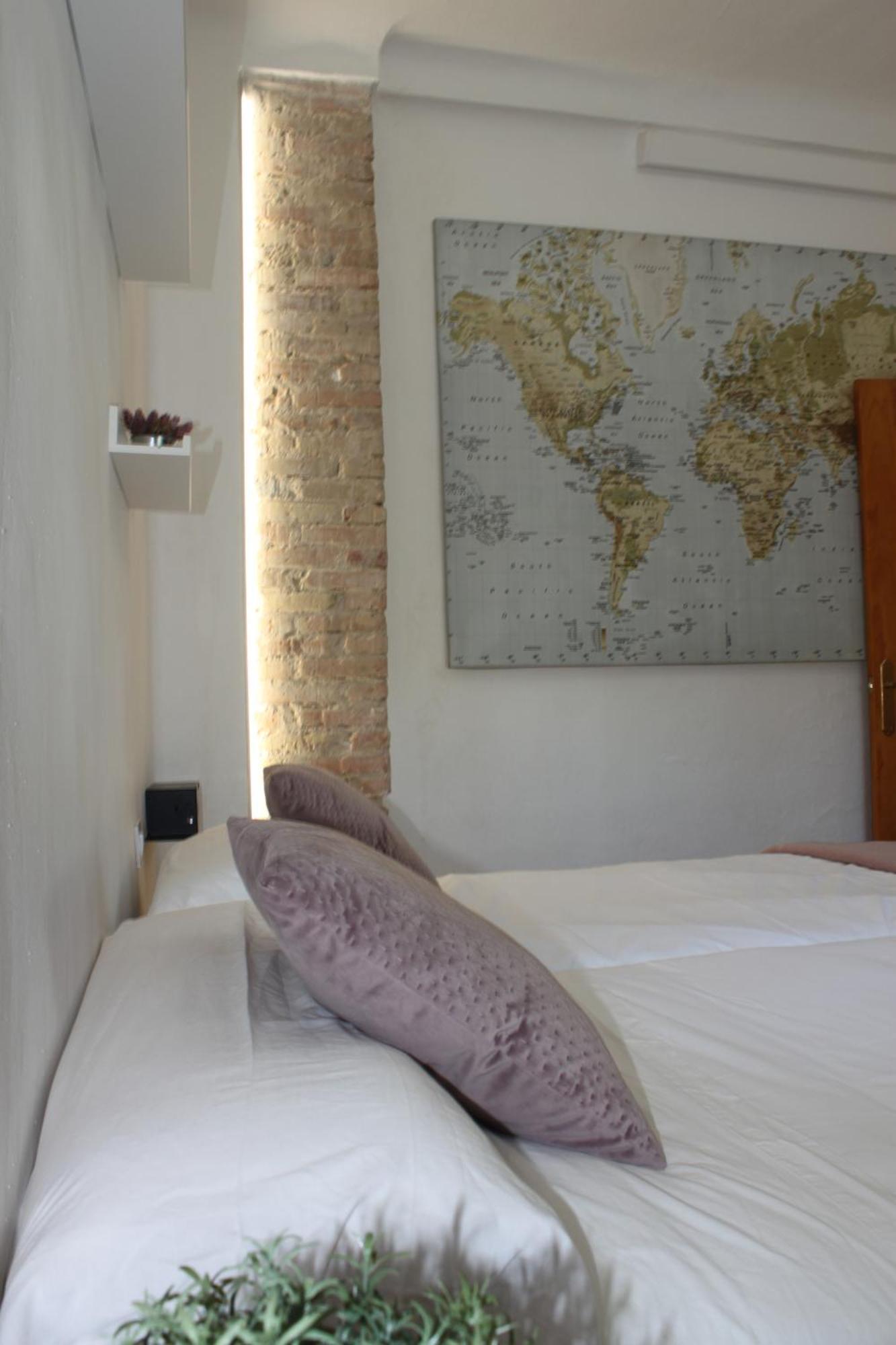 Apartamentos En Cordoba, Puente Romano Y Torre Calahorra エクステリア 写真