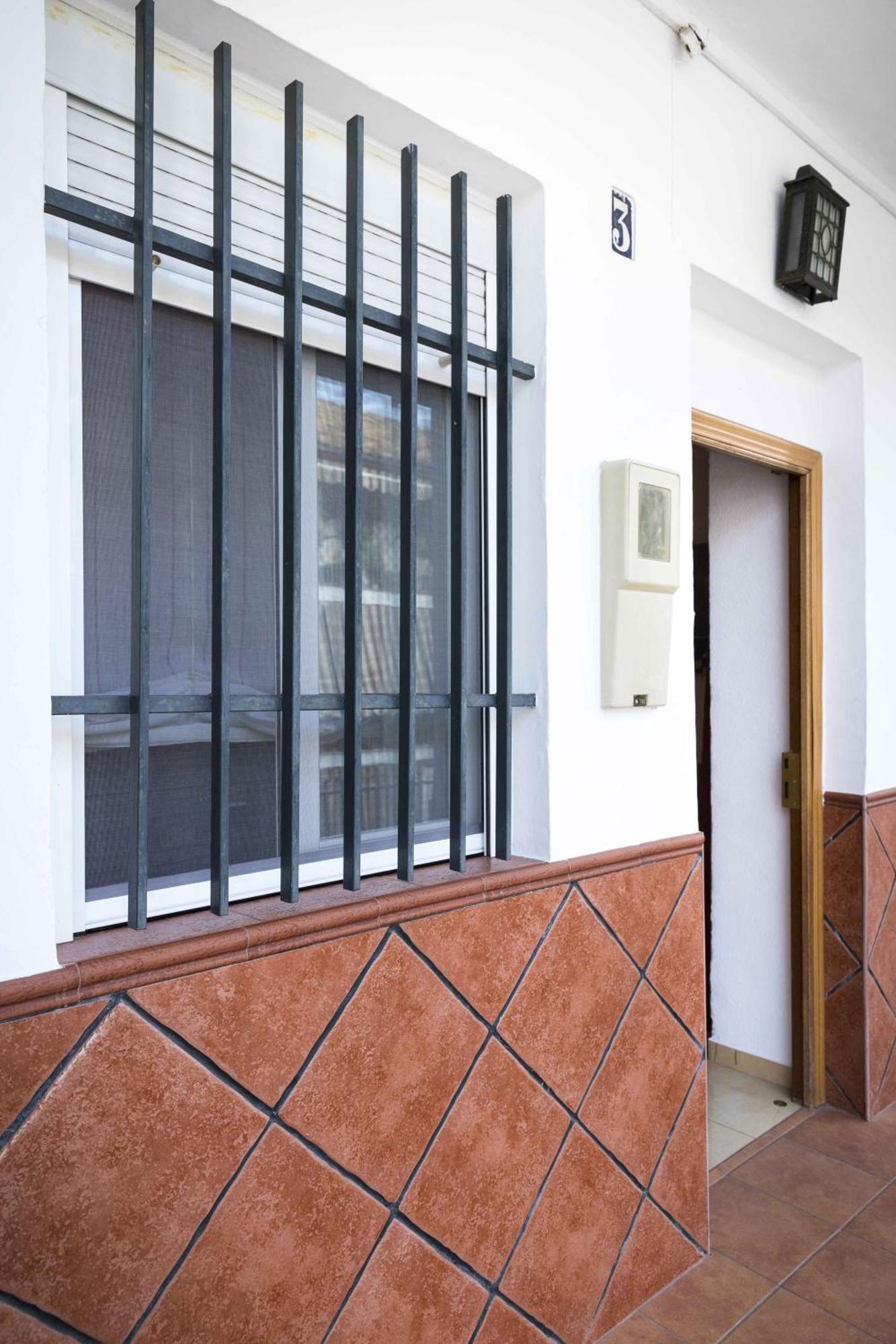 Apartamentos En Cordoba, Puente Romano Y Torre Calahorra エクステリア 写真